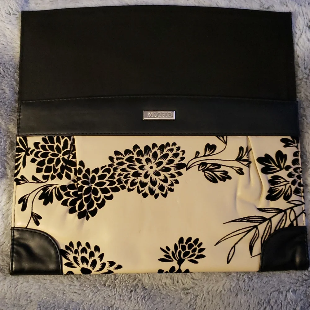MICHE MAGNETIC PURSE COVER.
